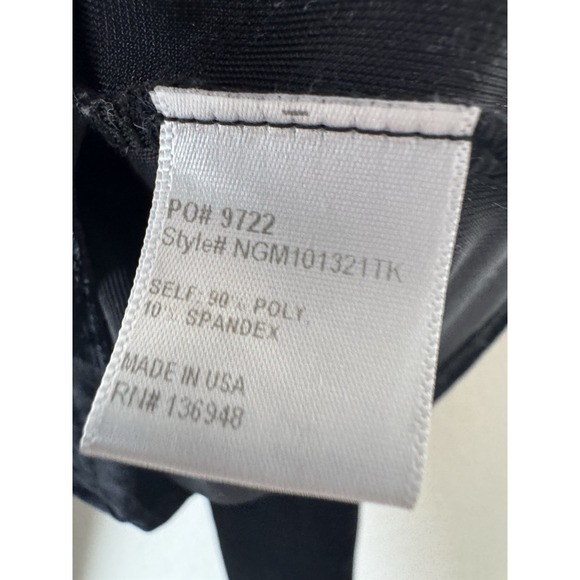 Nasty Gal Black Velvet Crop Top Sz Cold Shoulder Long Sleeve Dark Romantic‎ Goth - Picture 4 of 5